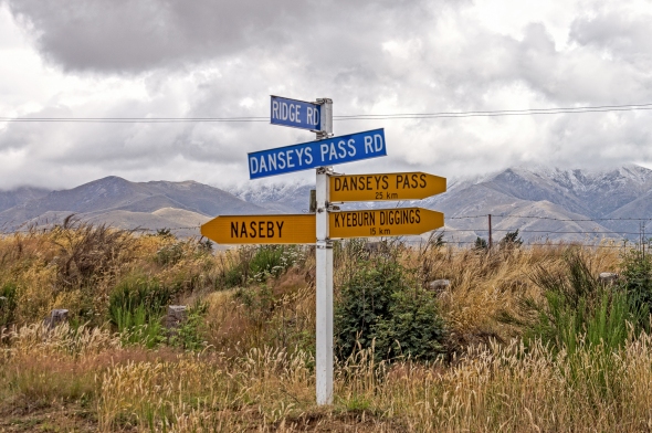 Naseby This Way, Central Otago, New Zealand, Copyright Chris Gregory 2013